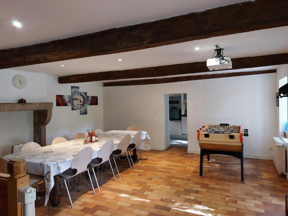 La Cambuse Des Gones - Gite 3 Chambres Thurins Exterior photo